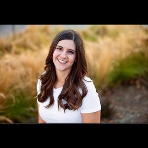 Meet your Posher, Kelly